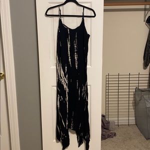 Super cute midi length printed dress